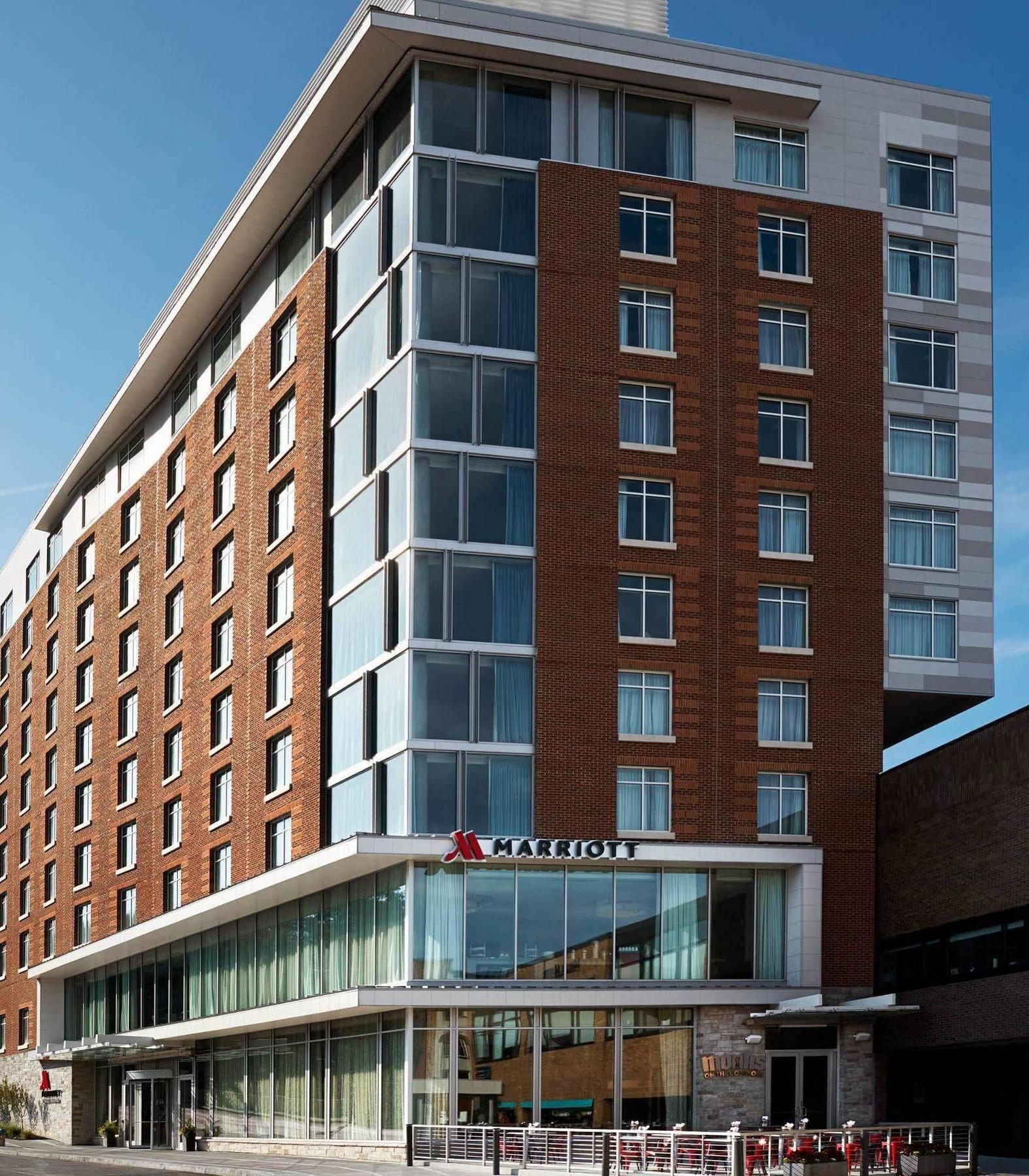Hotel Ithaca Marriott Downtown On The Commons Exterior foto